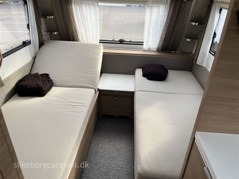 Adria Adora 482 LU